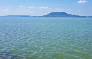 18 fokos a Balaton
