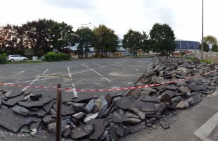 Egy kicsit megváltozott a parkolás a sportcsarnok körül