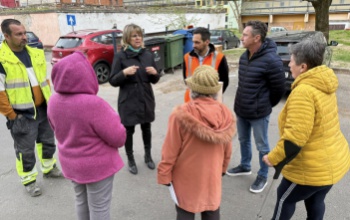 Szeméttárolók elhelyezkedése okoz gondot az Arany János utcában