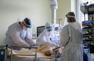 Galgóczi Ágnes: javul a járványhelyzet, de továbbra is fontos az oltások folytatása