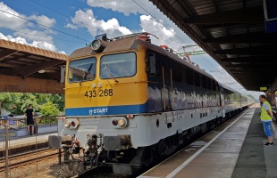 A balatoni turisztikai szezonhoz igazítja a MÁV a menetrendet