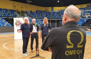 Tűzviharral készül az Omega az arénában