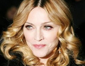 Madonnát sokkolta Whitney halála