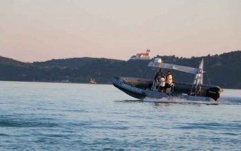 Eltörött az evezője, horgászt kellett menteni a Balatonból