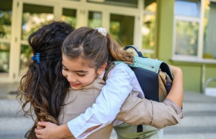 Ebben a napszakban tudhatunk meg legtöbbet a gyerekeinkről - Még a kamaszok is megnyílnak ilyenkor