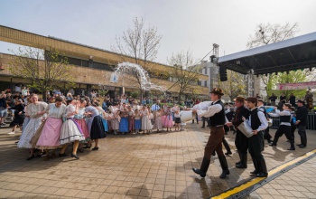 Könnyed húsvéti programok csábítják a turistákat a Balatonhoz
