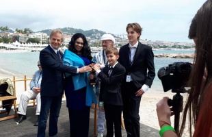13 éves magyar fiatal győzedelmeskedett Cannes-ban