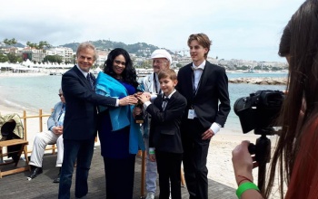 13 éves magyar fiatal győzedelmeskedett Cannes-ban
