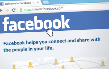 Szigorít a Facebook: novembertől több millió felhasználót kizárhatnak