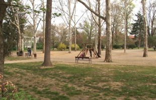 Eltűnt a Berzsenyi park játszótere?