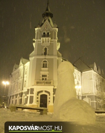 Nemzőerő a Kossuth téren (18+)