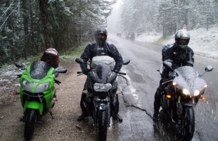 Motorosok különös veszélyben a fagyás miatt