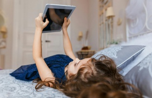 Januártól kérhető lesz a szűrt mobilinternet a szolgáltatóknál