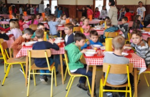 Ingyen ebéd jár már a tavaszi szünetben is