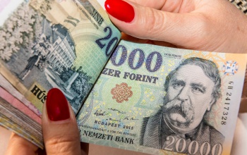 Egy ingatlant többször is eladott az ingatlanos – több mint 100 milliót zsákmányolt a csaló