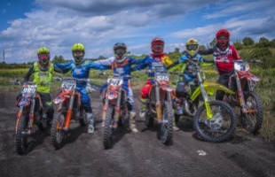 Kaposváron készülnek a motokrosszbajnokok