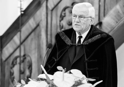 75 éves lenne Bellai Zoltán református lelkész