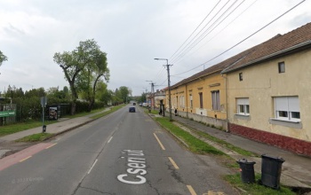 Összeütközött egy másik autóssal a férfi, majd a Cseri úton még ő verte meg a vétlen sofőrt