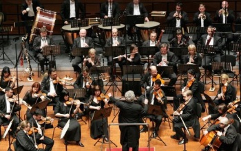 Karácsonyi koncerttel érkezik a Nemzeti Filharmonikus Zenekar!