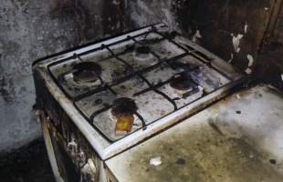 Kigyulladt a tűzhelyen felejtett zsír