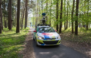 Újra találkozhatunk a Google kamerás autóival