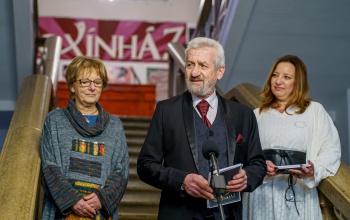 „Úgy élünk, mint egy nagy család” – 25 éves a Roxínház