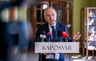 Szita Károly: erősítsük meg Magyarország békepárti álláspontját!