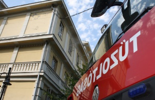 Négy sérültet mentettek meg a színházi gyakorlaton