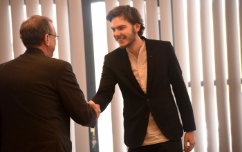 Egyetemi elismerés Dánielfy Gergőnek