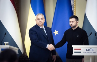 Határidőhöz kötött tűzszünet megfontolását kérte Orbán Viktor Zelenszkijtől