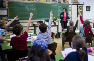 Novemberben kezdődhet az iskolák állami átvétele