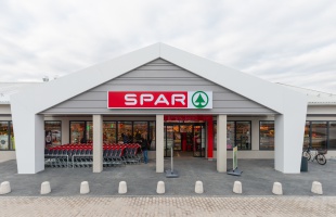 A SPAR szupermarketek már több mint 1200, az INTERSPAR hipermarketek több mint 1100 akciós ajánlattal várják vásárlóikat