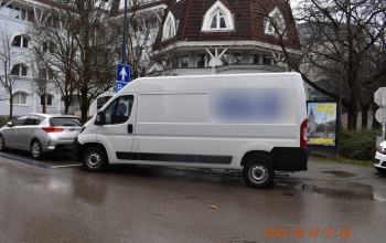 Nekikoccant egy autónak a Bajcsyban, majd szó nélkül lelépett