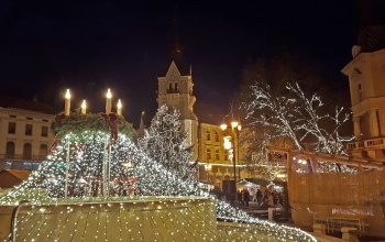 Az utolsó gyertyaláng is felgyúlt a Kossuth téren