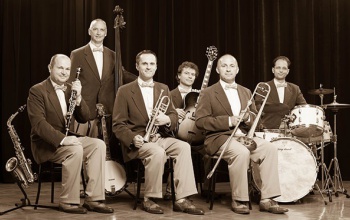 Nyerjen jegyet a Hot Jazz Band koncertre!