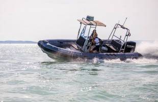 Hárman is bajba kerültek a Balatonon
