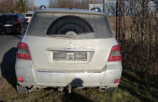 Nagyot koppant a sofőr, aki a rendszámmal próbált trükközni