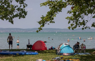Tragédia a Balatonban: kétgyermekes apuka az idei ötödik áldozat