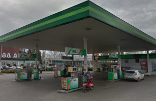 Hétfőtől emelkedik a benzin ára