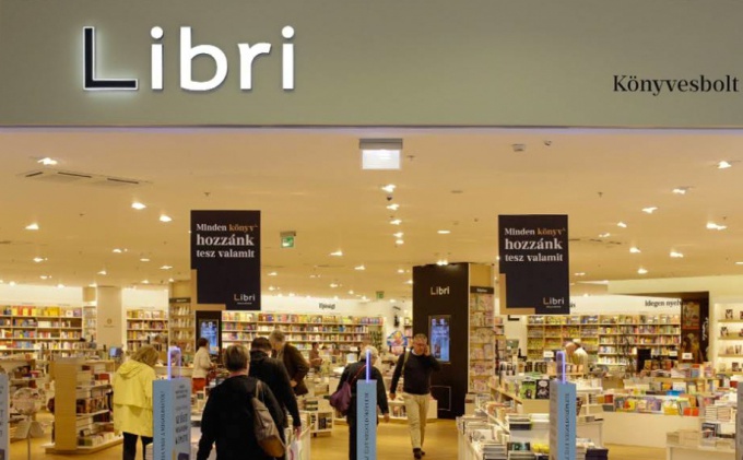 Tízéves a plázánk Libri könyvesboltja