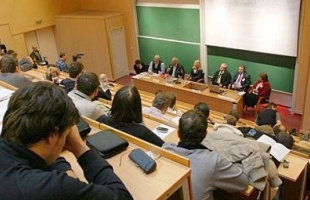 Hétfőig igényelhető a Diákhitel