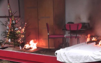 Duplájára nő advent és karácsony idején a lakástüzek száma - videó