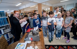 Fésűs Éva nevét viseli a Takáts Gyula könyvtár új olvasóterme