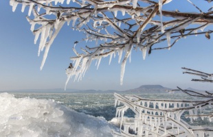 Ezért maradt jégmentes a Balaton a februári hideg ellenére