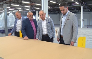Egyedülálló technológiával, újrahasznosított anyagokból gyárt építőanyagot Kaposváron a STAVMAT