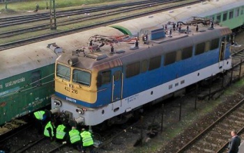 Leugrott a vágányról egy mozdony Kaposváron