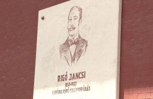 Felavatták Rigó Jancsi emléktábláját