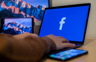 Újra több hír jelenik meg a Facebookon
