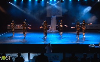 Látványsport '16 - Crystal SC: Lights Off