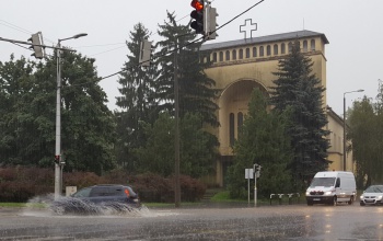 Felhőszakadás miatt riasztás majdnem az egész hétre